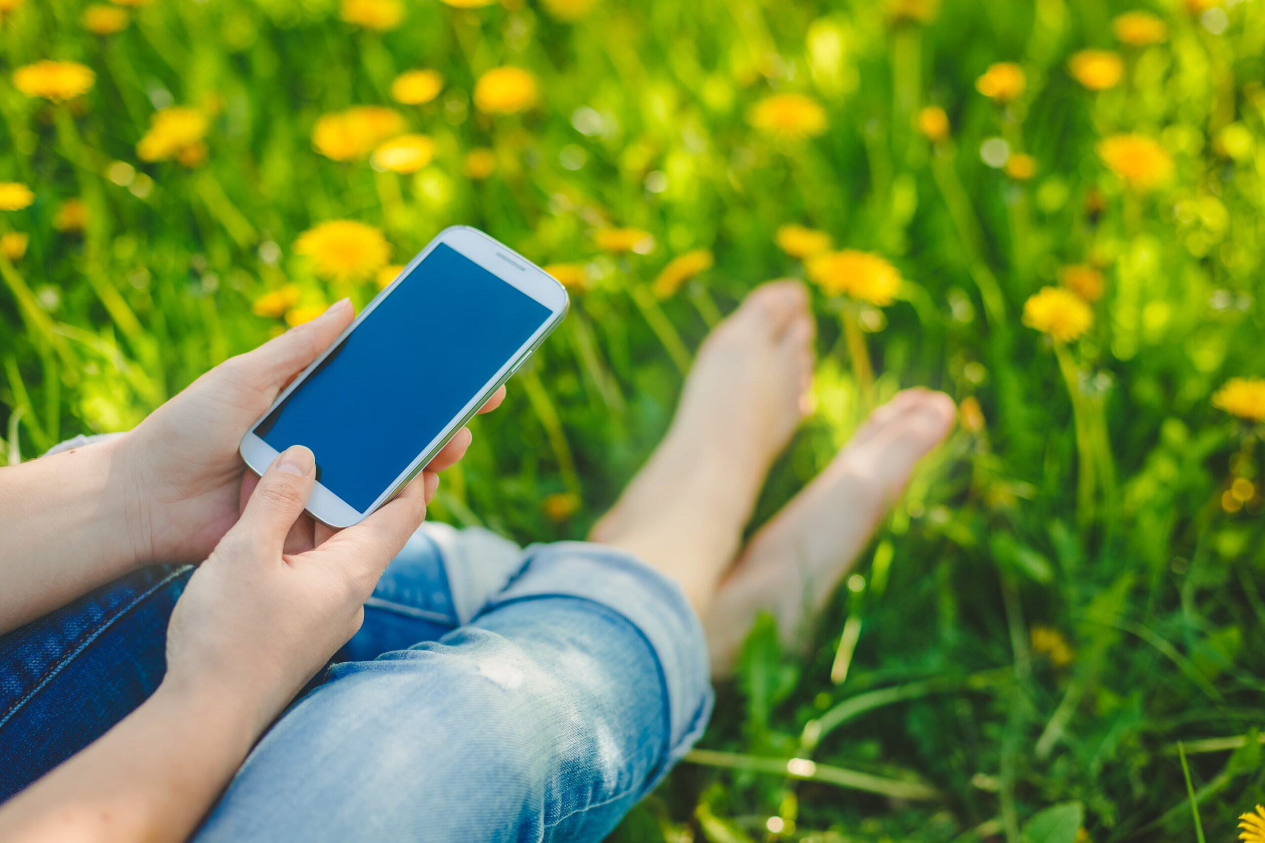 avoid triggers in a digital world mindfulness in recovery